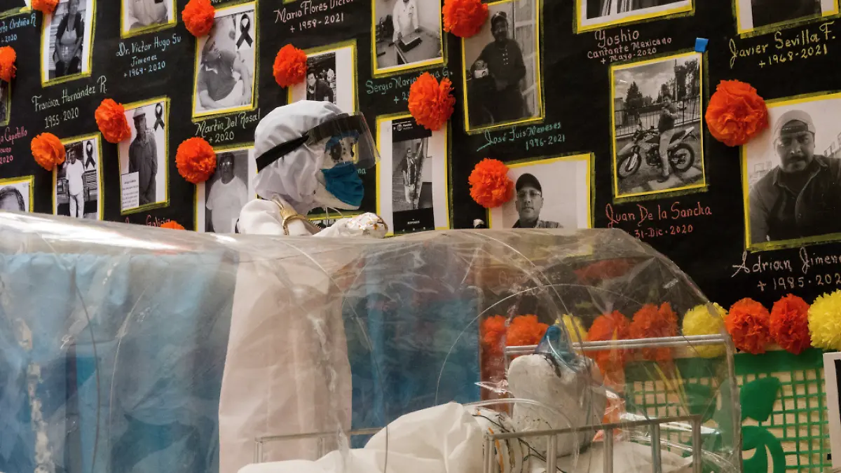 Altar de muertos en honor a víctimas de covid